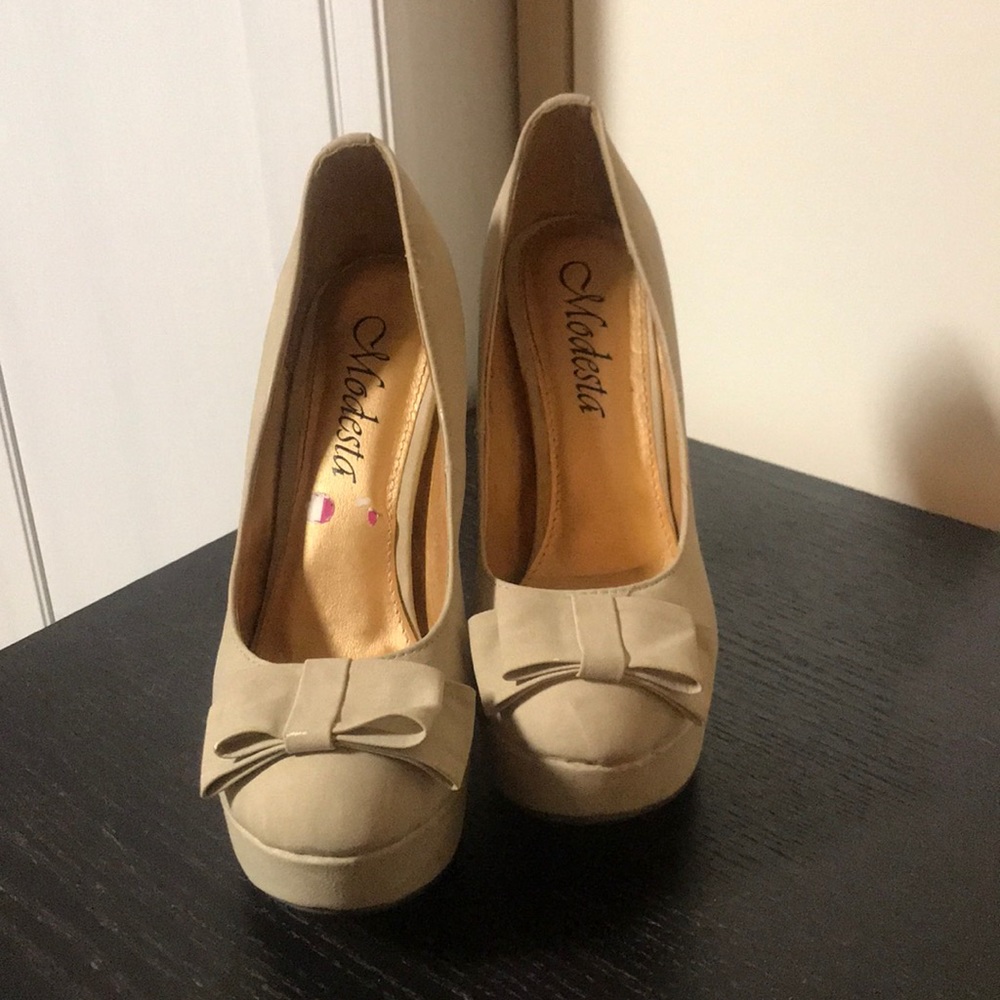 Modesta Tan Bow Pumps
